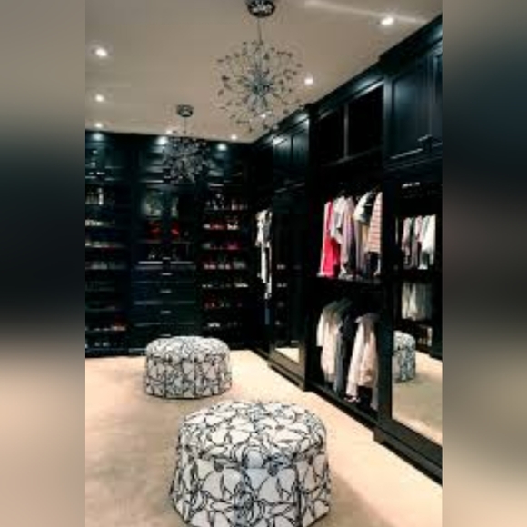 Meet your Posher, Brandy - Picture 4 of 6